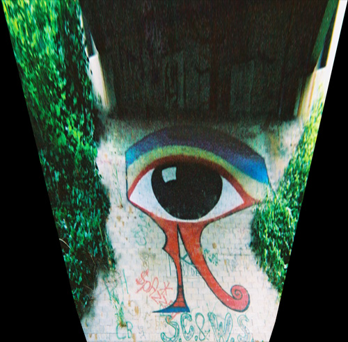 eye-bottom-farther_shifted