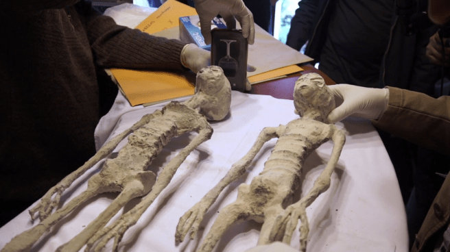 9_3_fingered_small_mummies