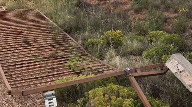 11_broken_drive_gate